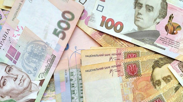 Що показує реальна зарплата у 2021 році без маніпуляції курсом долара