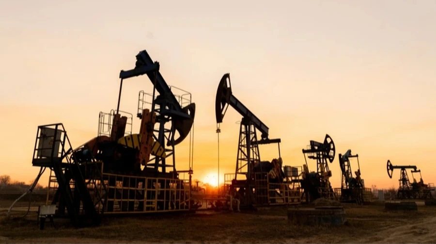 Ціни на нафту різко впали після паузи у бойових діях між США та Іраном