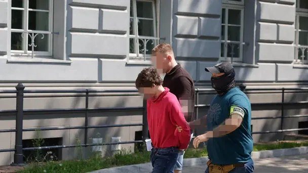 18-річному українцю у Польщі загрожує довічне за напад з ножем на жінку