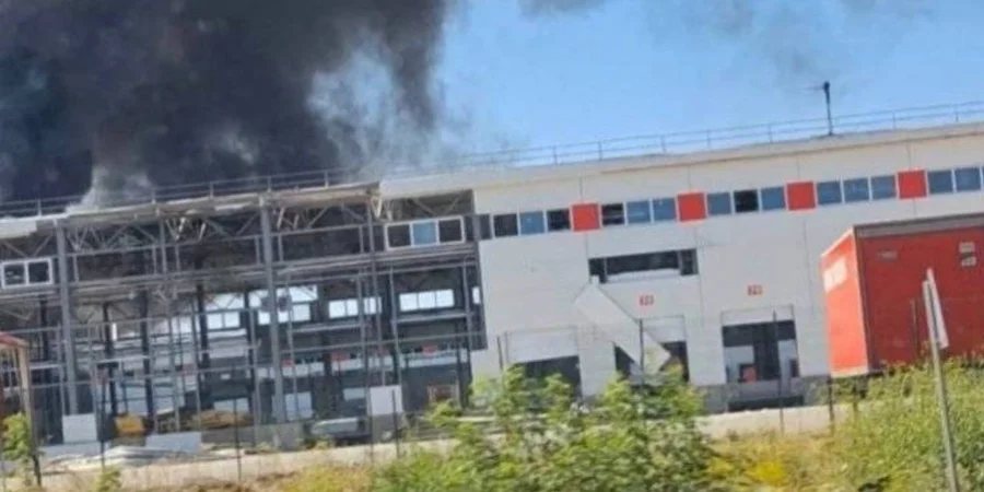 Російські війська зруйнували термінал «Нової пошти» на Харківщині, загинув працівник
